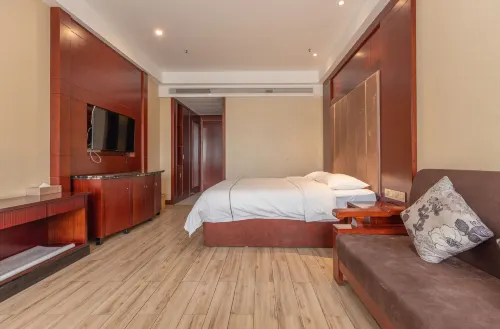 Xiangrui Grand Hotel, Luxian County