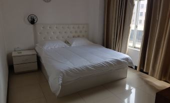 Xuwen No.8 Apartment