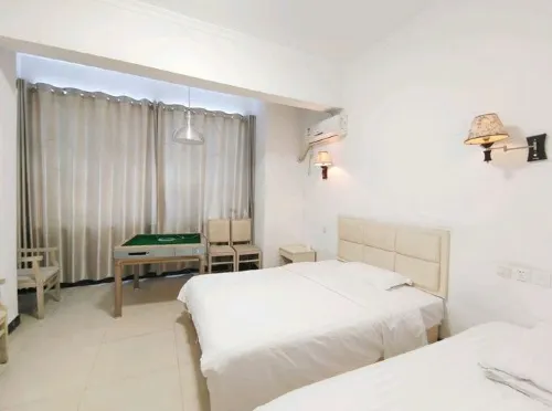 Xiantao Xingbai Hotel