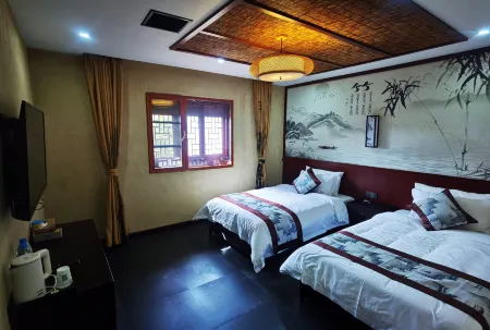 Longfengshan Ancient Town Zhuxiangyuan Homestay Отели в г. Ичуань