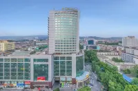 焦作三維戴斯酒店（焦作高鐵站店） 鄰近焦作市王忠殿事迹陳列館的酒店