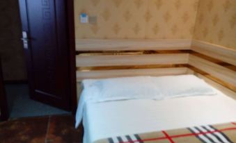 Zhagat Banner Naxi Express Hotel