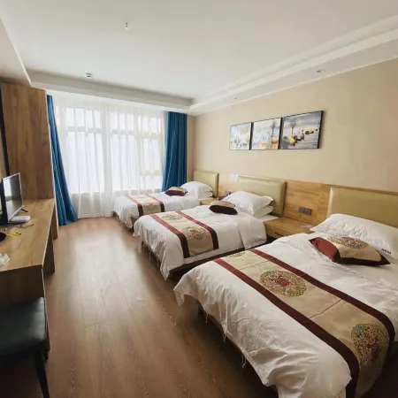 Xinlong Ruikang Hotel