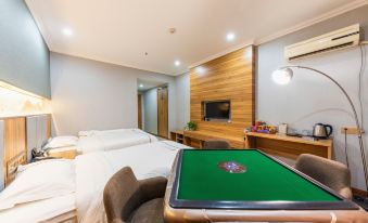 Xiaogan Education Hotel