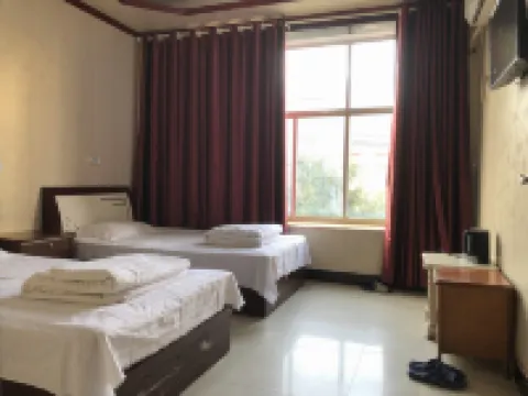 Xihua Youyi Hotel