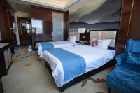 Ruihang Hotel - balcony