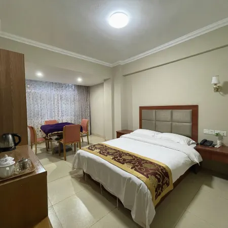 Homeinn Pebble Homestay (Shaoguan Qujiang District Dongfeng Road)