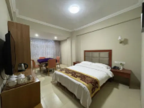 Homeinn Pebble Homestay (Shaoguan Qujiang District Dongfeng Road)