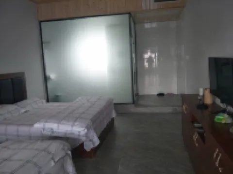 Shimen Yisha Old Street Inn