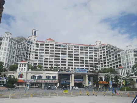 Dameishahai World Invincible Seaview Apartment Hotel