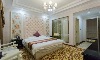 Kaili Kaige Grand Hotel