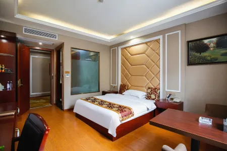 Guangyue Hotel Отели рядом с достопримечательностью «Deng Xiaoping Former Residence Museum»