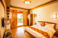 Yiqinhe Hotel Hotels in Yulong