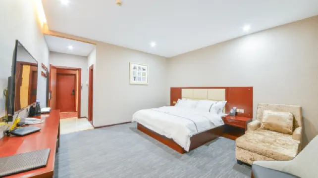 Huangping Lanyu Hotel