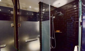 Vienna Zhihao Hotel (Tianjin YangliuQing shijia Courtyard)