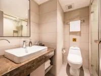 Homeinn Selected (Xi'an Giant Wild Goose Pagoda & Shaanxi History Museum) Hotels near Shaanxi History Museum