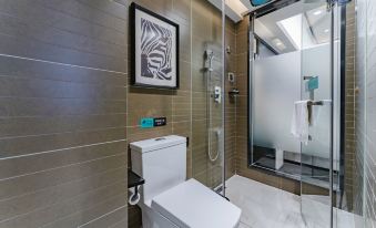 XANA HOTELLE (Zhengzhou Huayuan North Road Liuzhuang Subway Station Store)