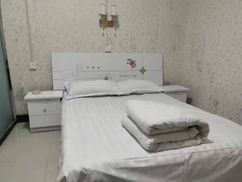 Xinxiang County Friendship Hotel