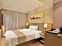 Homeinn Plus Hotel (Hangzhou West Lake Lakeside Wushan Square Hefang Street) Hotels near Qinghe Square