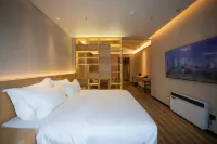 Yunduan Resort Hotel - balcony