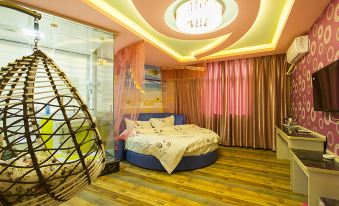 Jun Yue Hotel (Zhengzhou Erqi Square Dennis David City)