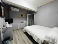 Venus E-sports Apartment