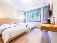 Yuanlai Hotel Hotele w: Powiat Hongya