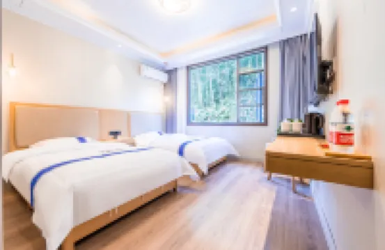 Yuanlai Hotel