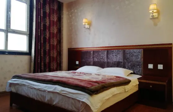 丁青文平商務賓館