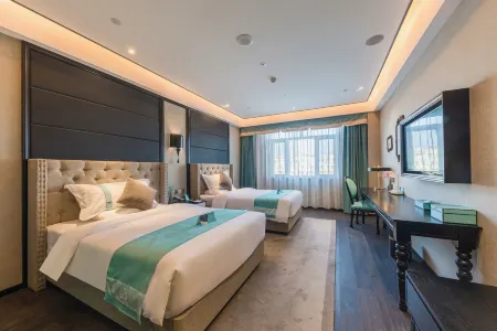 Xana Hotelle Отели рядом с достопримечательностью «Dingyuanying Ancient Town»