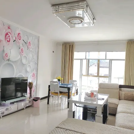 Chishui Waterfall Apartment