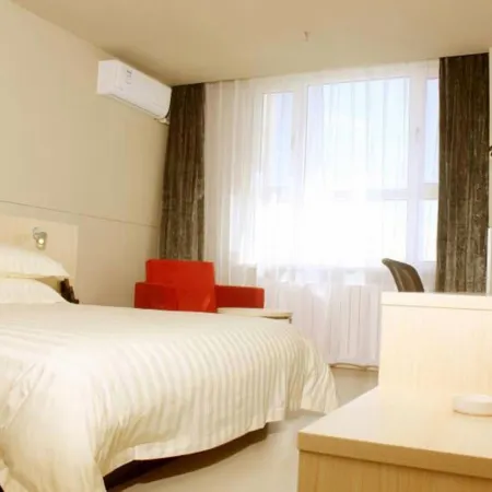 Jinjiang Inn (Zhangbei Grassland Tianlu Xinghe West Road Hotel)
