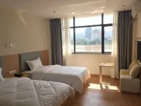 Xinqitian Hotel (Huichang Drama Town) - 2-Sterne