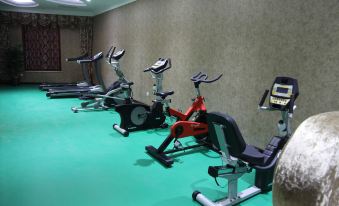 Yixian Jingxi Hot Spring Hotel