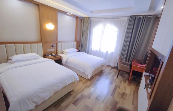 天柱鴻福大酒店