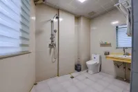 Yucheng Meigaomei Business Hotel (Yucheng New Bus Station)