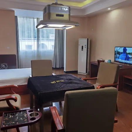 Badong Yiqingyuan Hotel