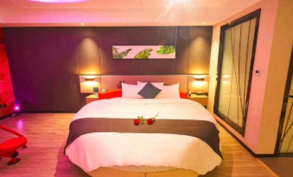 Shankee Tea Style Hotel (Chongqing Pengshui County Yujing Jiangshan)