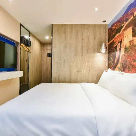 XiFeng Premium Hotel (Beijing Sanyuanqiao Yansha Embassy) Отели рядом с достопримечательностью «Посольство США»