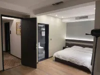 Xinbinlongxu Business Hotel