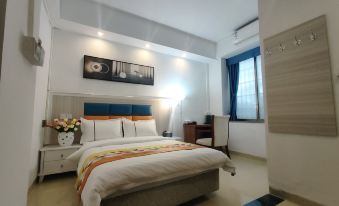 Guanfeng Apartment