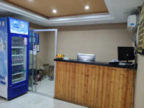 Phoenix boutique lnn (Nanyang Auto Parts City)