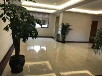 Changshun Yayuan Holiday Hotel