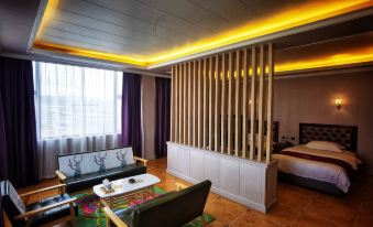 Hongyuan Qiongfu Hotel