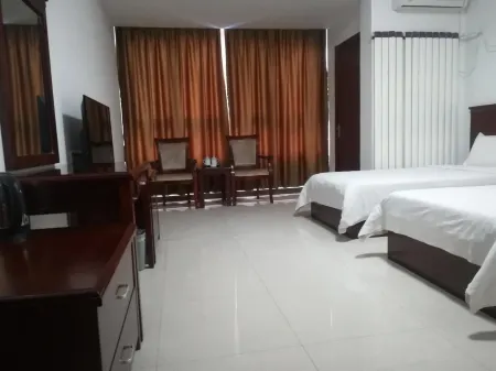 Delong Hotel Отели в г. Фуфэн