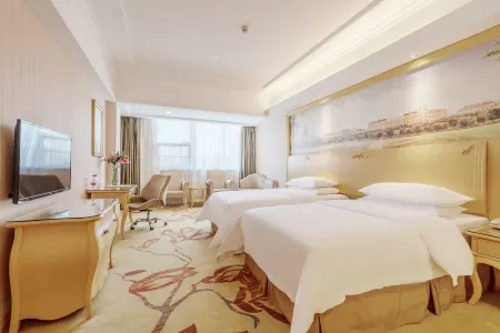 Vienna Hotel (Shenzhen Nanshan Vanke Yuncheng Branch)