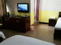 Jishui Chengdong Hotel Hotel in zona Luotian Station