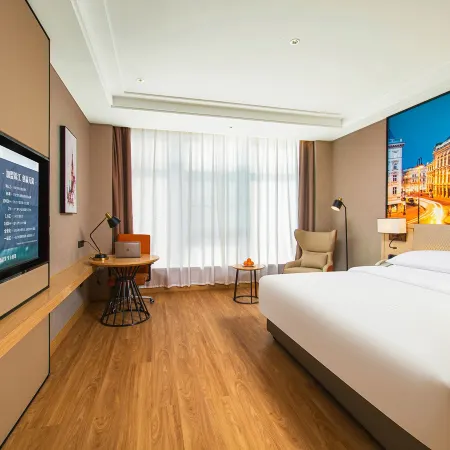 Venus International Hotel (Shaodong High-Speed Railway Station)