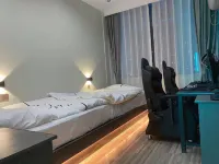 T98 e-sports hotel