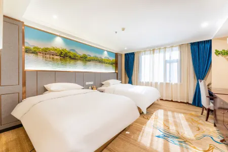 Golden Oriental Business Hotel Отели рядом со станцией Dunhua Railway Station